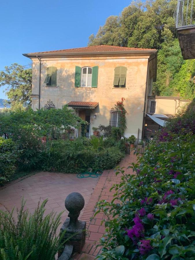Caligo Bed and Breakfast La Spezia Exteriör bild