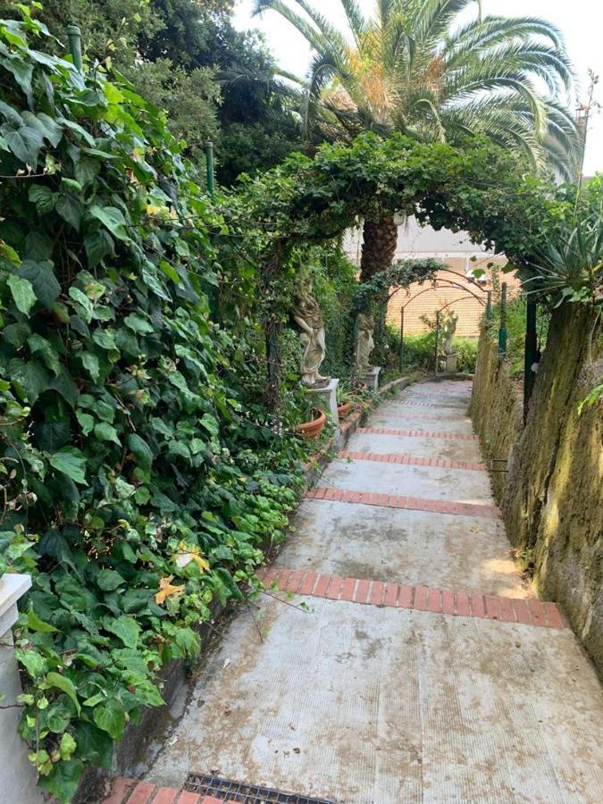 Caligo Bed and Breakfast La Spezia Exteriör bild